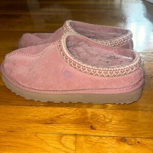 pink ugg tasman slippers